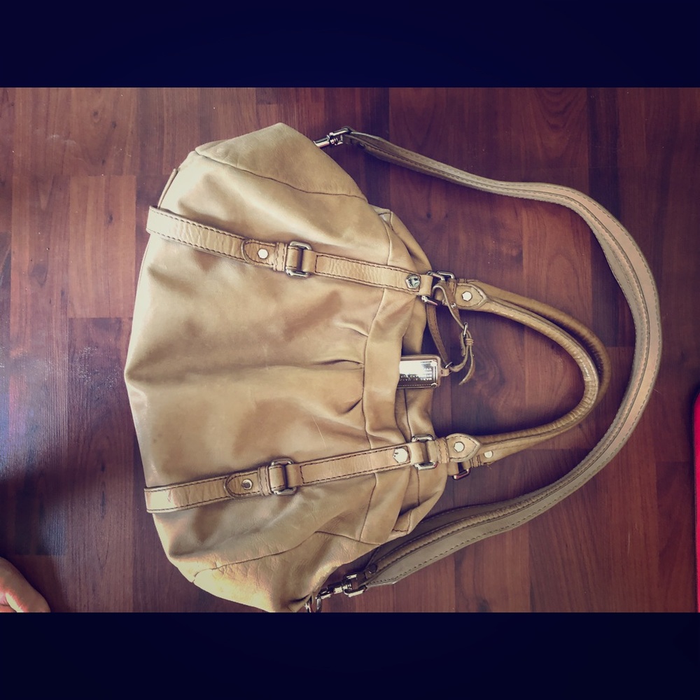 Marc by Marc Jacobs handle and cross style bag
